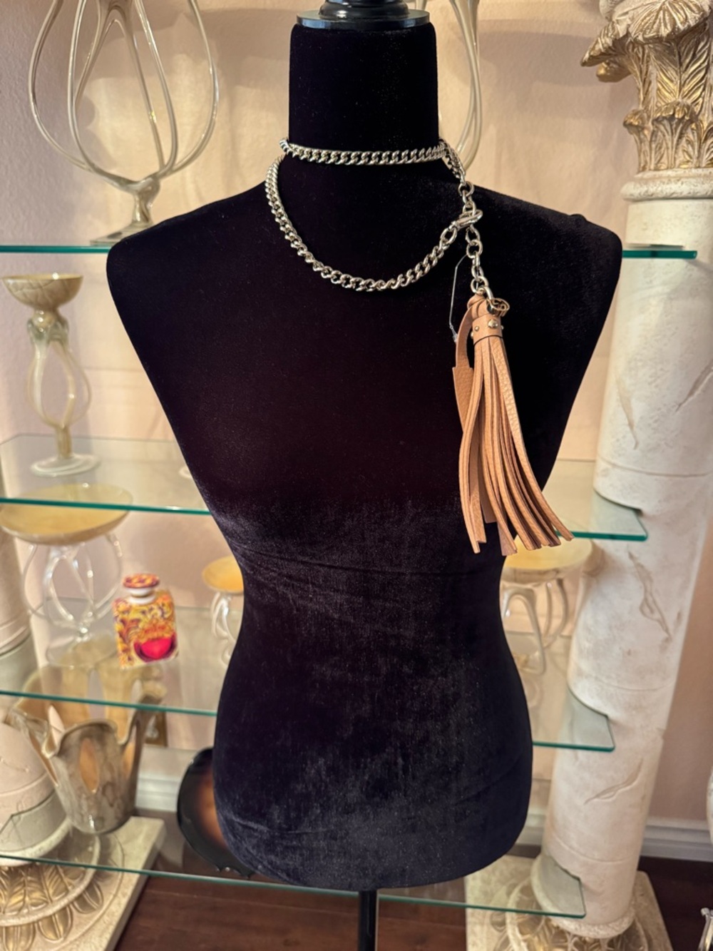 GUCCI CHAIN TASSEL GOLD / BEIGE LEATHER BELT NEW WITH TAGS - Picture 13 of 16